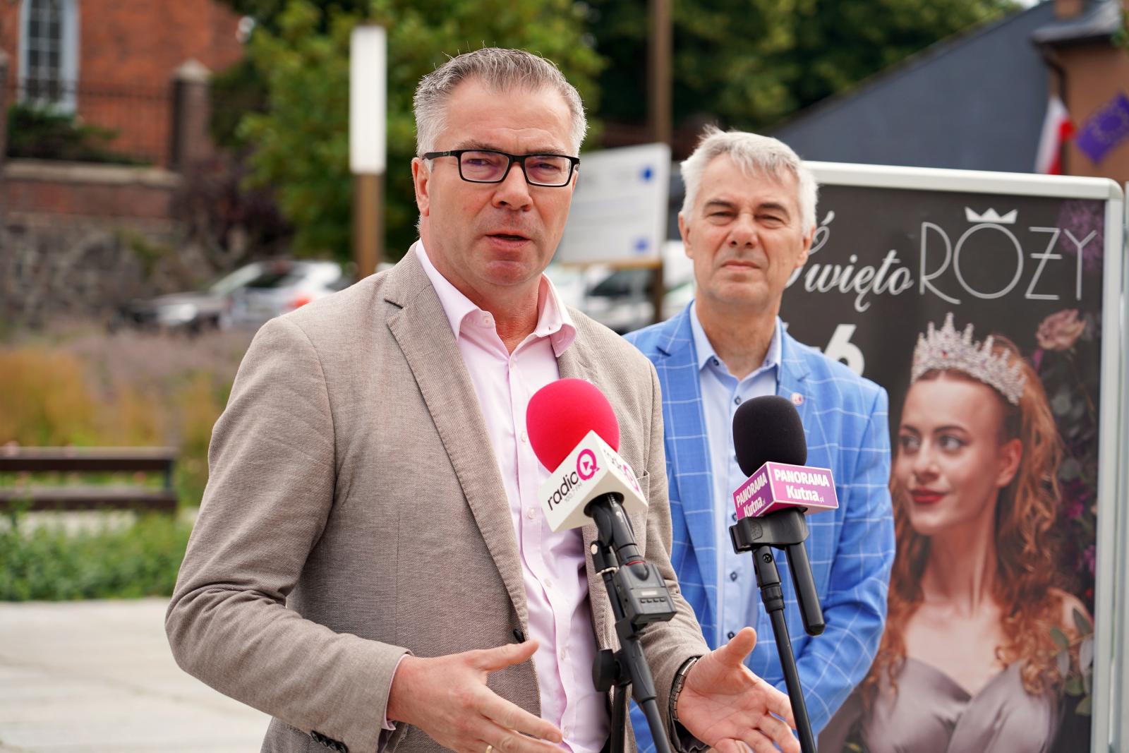 Mariusz Sikora i Radosław Rojewski podczas konferencji