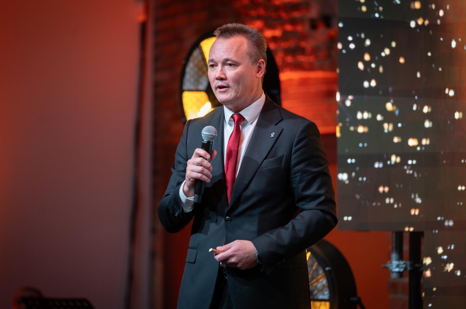 ​Nagroda gospodarcza [Kliknij i przeciągnij, by przenieść.] ​