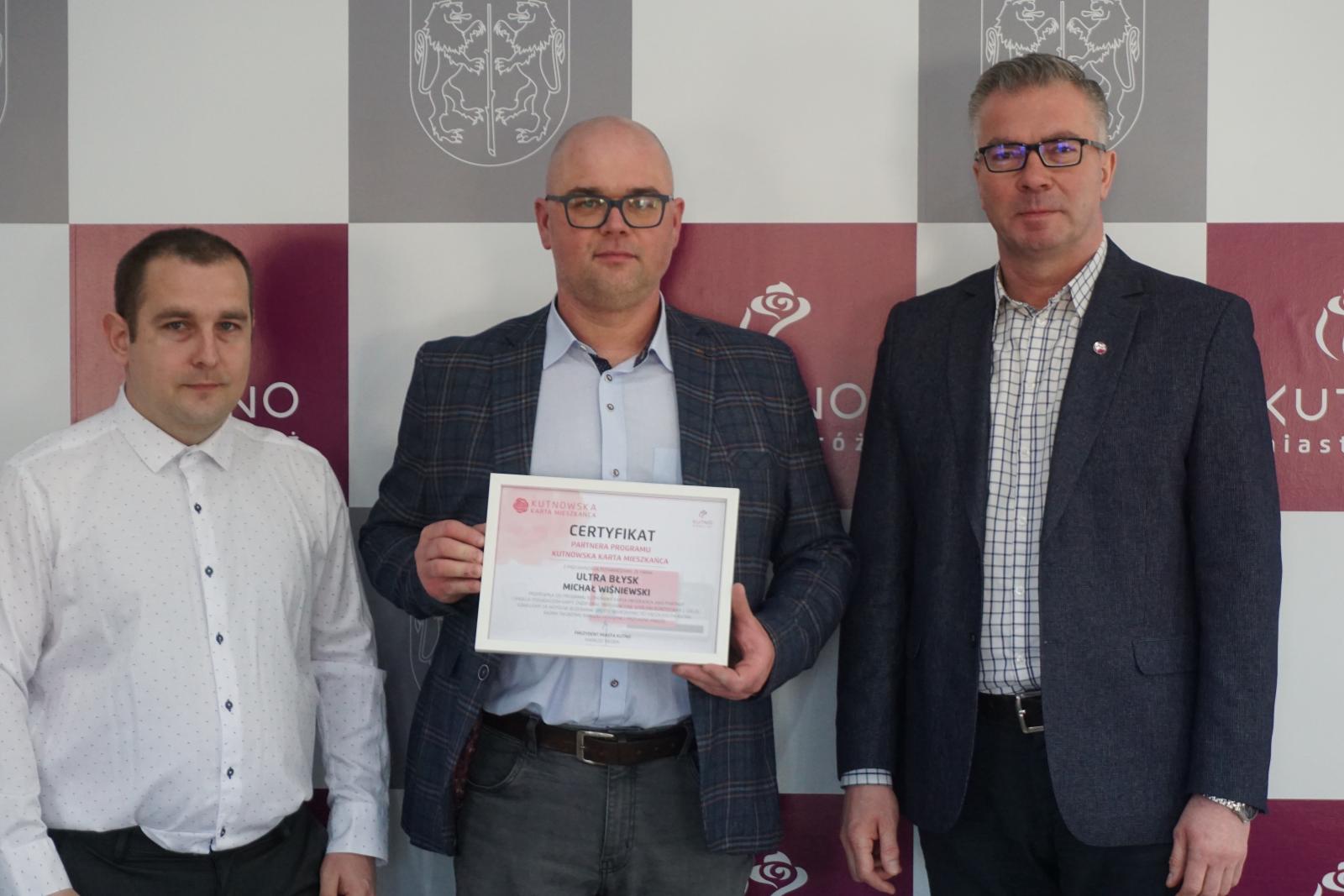 foto z podpisania porozumienia