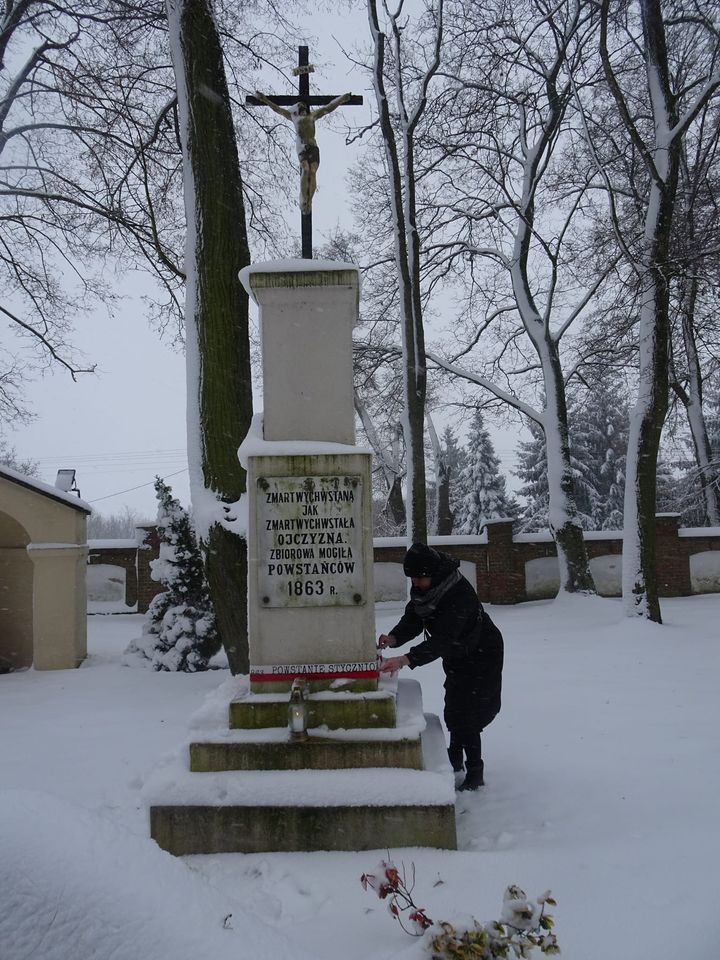 zdjęcie pomnika w Głogowcu