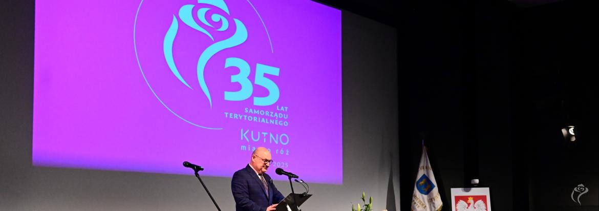 Uroczysta sesja rady miasta 