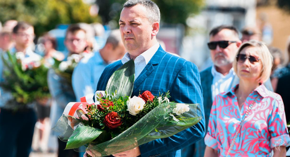 Zdjęcie z obchodów 104. rocznicy Bitwy Warszawskiej oraz Święta Wojska Polskiego
