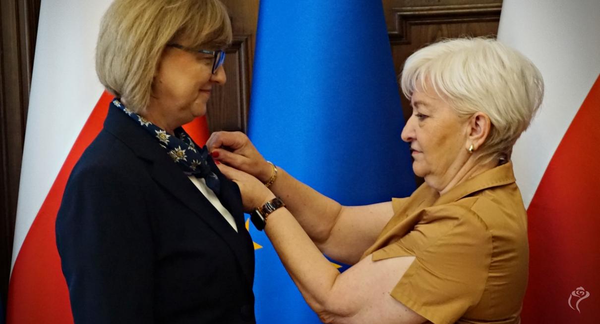 Złote Medale za Długoletnią Służbę