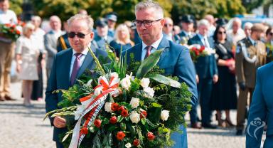 Zdjęcie z obchodów 104. rocznicy Bitwy Warszawskiej oraz Święta Wojska Polskiego