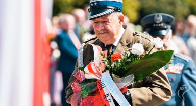 Zdjęcie z obchodów 104. rocznicy Bitwy Warszawskiej oraz Święta Wojska Polskiego