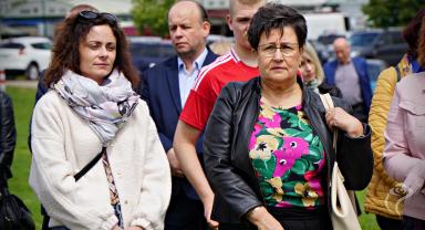 35 drzew na 35-lecie samorządu