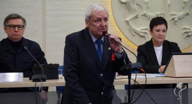 Wyóżnienie J. Papiewski