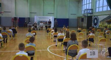 Rozpoczęcie roku szkolnego 2020/2021 w kutnowskich szkołach podstawowych i przedszkolach