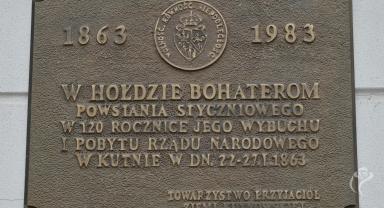 W hołdzie powstańcom 