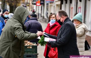 Biało-czerwone flagi dla mieszkańców!