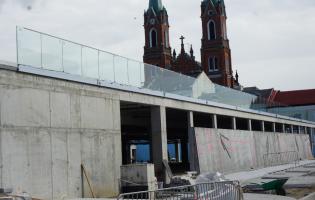 Postęp prac na Placu Wolności i Rynku Zduńskim