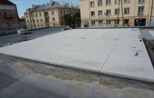 Postęp prac na Placu Wolności i Rynku Zduńskim
