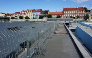 Postęp prac na Placu Wolności i Rynku Zduńskim