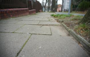Nowe chodniki dla mieszkańców różnych części miasta