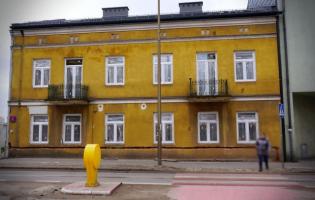 Modernizacja kamienicy przy Podrzecznej 20 na półmetku