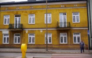 Modernizacja kamienicy przy Podrzecznej 20 na półmetku