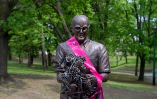 Zdjęcie z uroczystości odsłonięcia pomnika Bolesława Wituszyńskiego