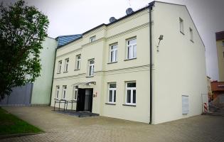 Na zdjęciu widać kamienicę przy ul. Podrzecznej 20