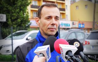 Na zdjęciu widać Radnego Tomasza Rędzikowskiego