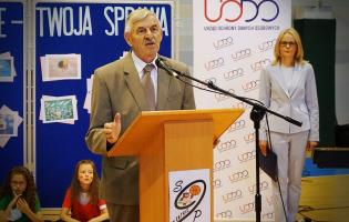 Na zdjęciu widać przemawiającego prezydenta Kutna