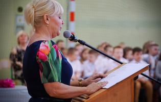 Szkoła Podstawowa nr 2 w Kutnie ma swój sztandar