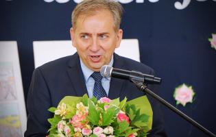 Szkoła Podstawowa nr 2 w Kutnie ma swój sztandar