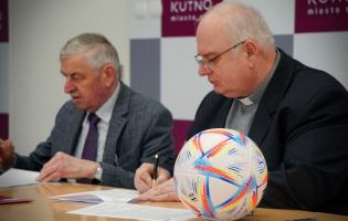 Podpisanie umów na dotacje sportowe