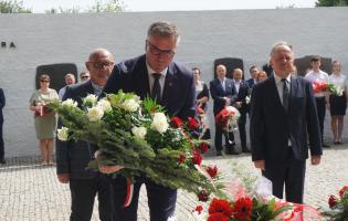 Hołd poległym