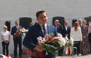 Hołd poległym