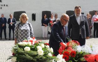 Hołd poległym