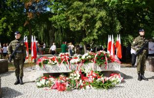 Hołd poległym