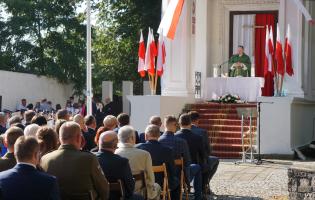 W hołdzie Bohaterom