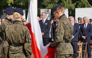 W hołdzie Bohaterom