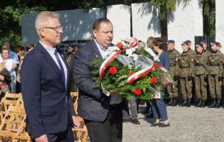 W hołdzie Bohaterom