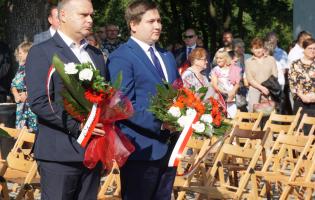 W hołdzie Bohaterom
