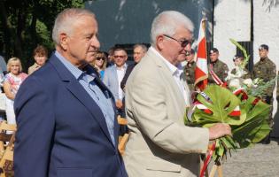 W hołdzie Bohaterom