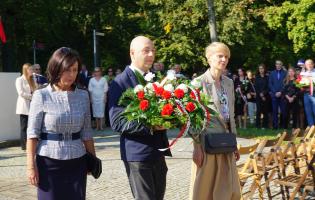 W hołdzie Bohaterom