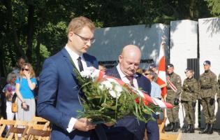 W hołdzie Bohaterom