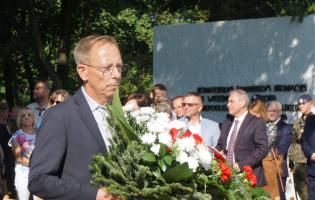 W hołdzie Bohaterom
