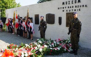 W hołdzie Bohaterom
