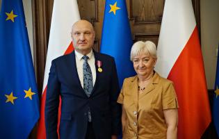 Złote Medale za Długoletnią Służbę
