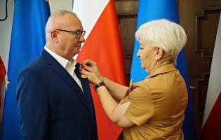 Złote Medale za Długoletnią Służbę