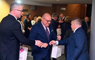 35-lecie Samorządu Terytorialnego w Kutnie. Uroczysta sesja Rady Miasta
