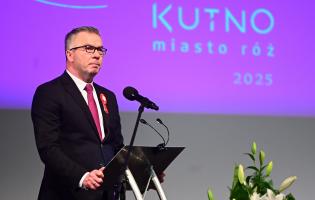 35-lecie Samorządu Terytorialnego w Kutnie. Uroczysta sesja Rady Miasta