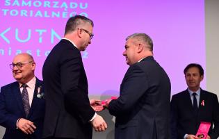 35-lecie Samorządu Terytorialnego w Kutnie. Uroczysta sesja Rady Miasta